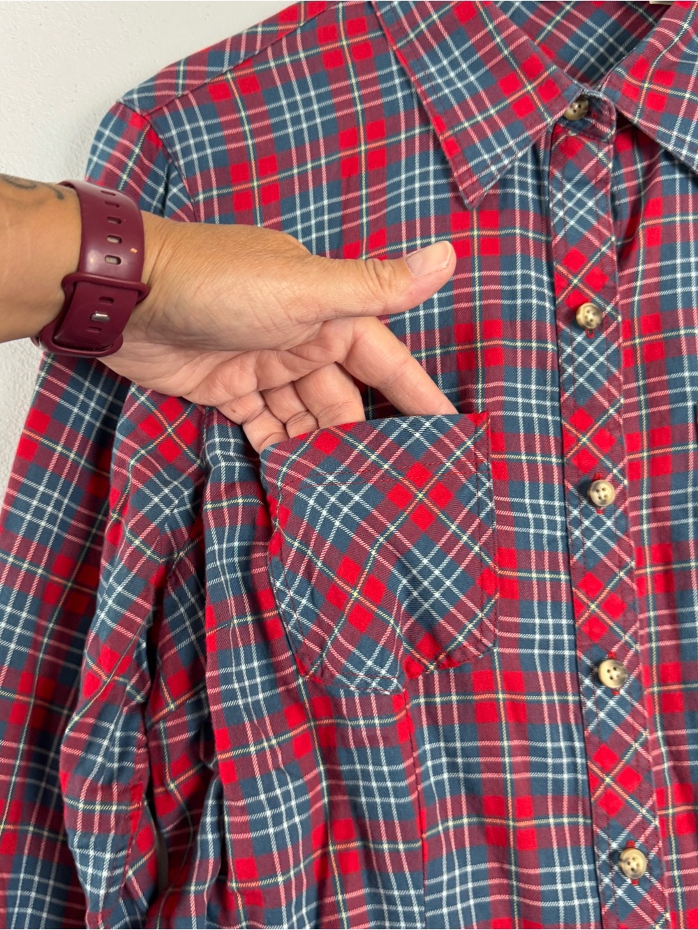 LL Bean Button Down Shirt Womens M Medium Red Blue Plaid Long Roll Tab Sleeve - Picture 3 of 5